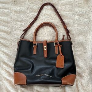 Dooney & Bourke purse